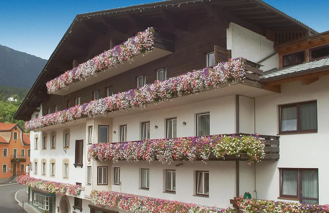 Hotel-Garni Stern - Bed & Breakfast & More-1